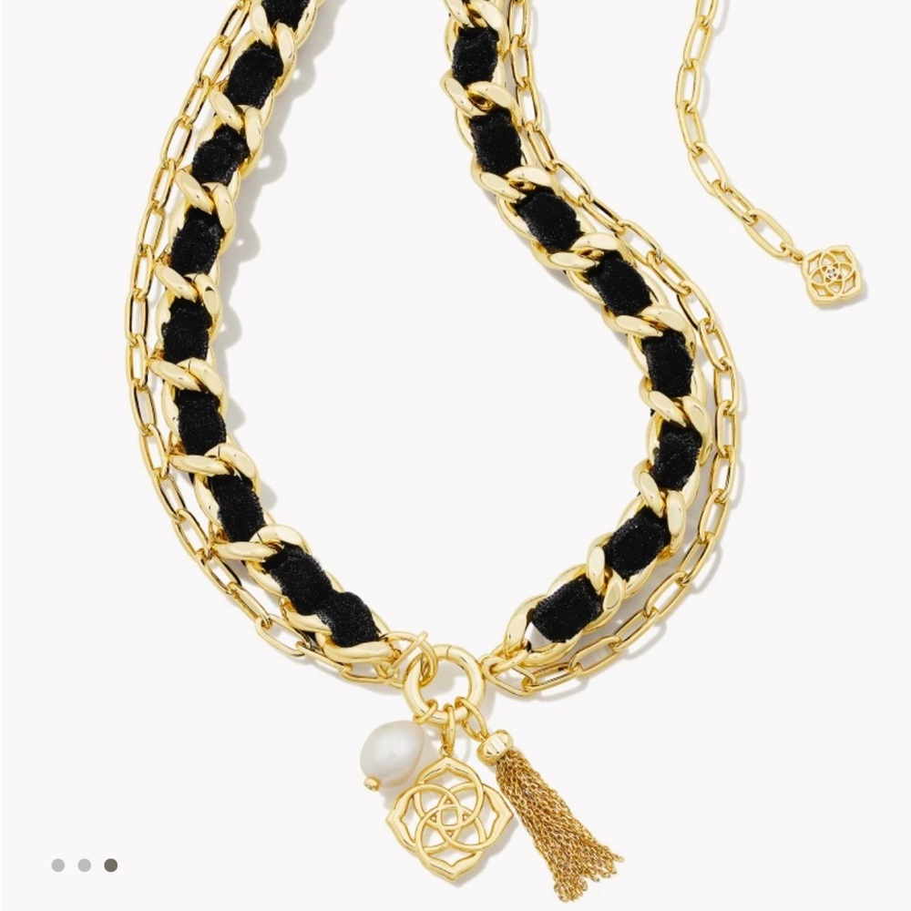 Kendra Scott Everleigh Gold Velvet Necklace in Black